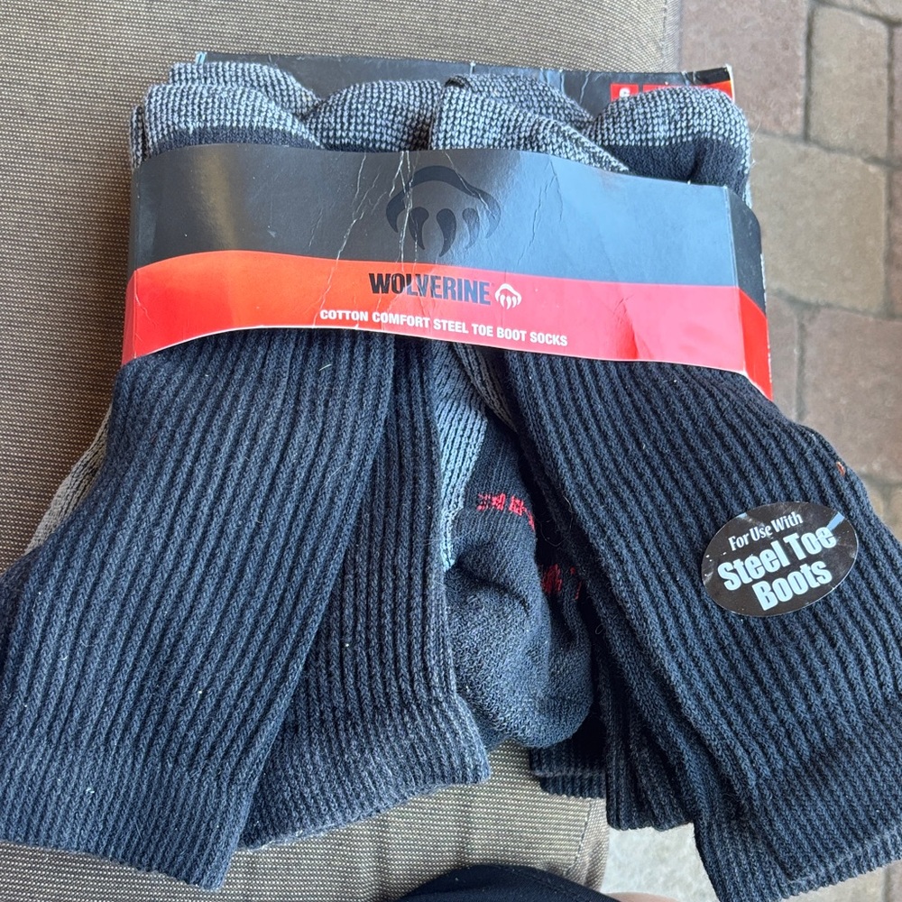 Wolverine cotton socks for steel toe boots